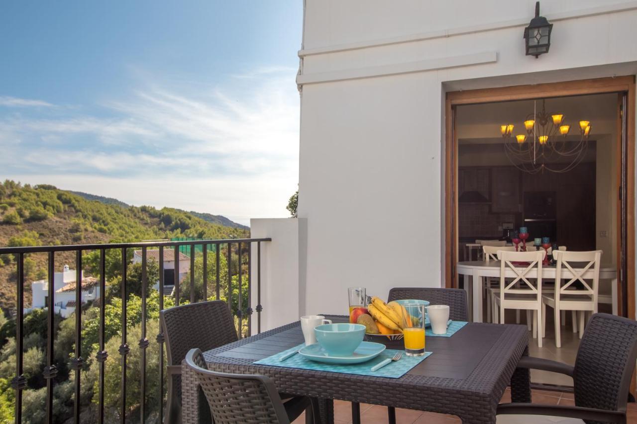 Quiet House In Village Center With Mountains Views Frigiliana Kültér fotó